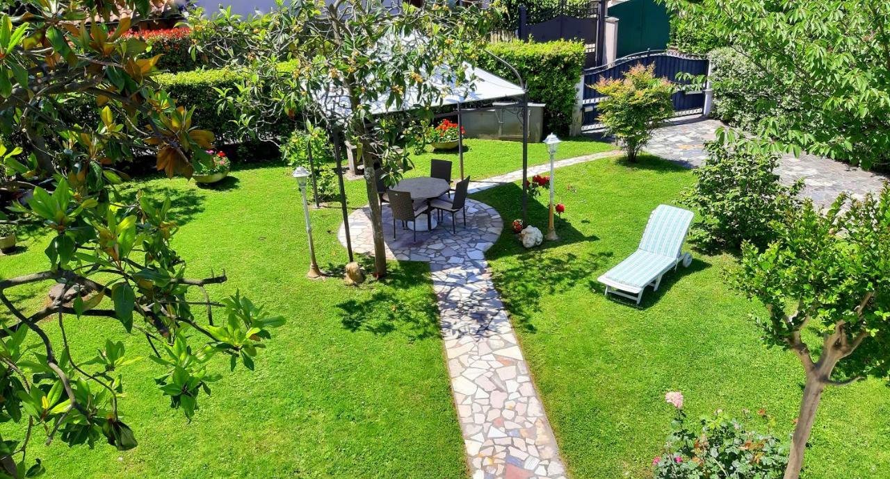 Villa Alcione Forte dei Marmi Exteriör bild