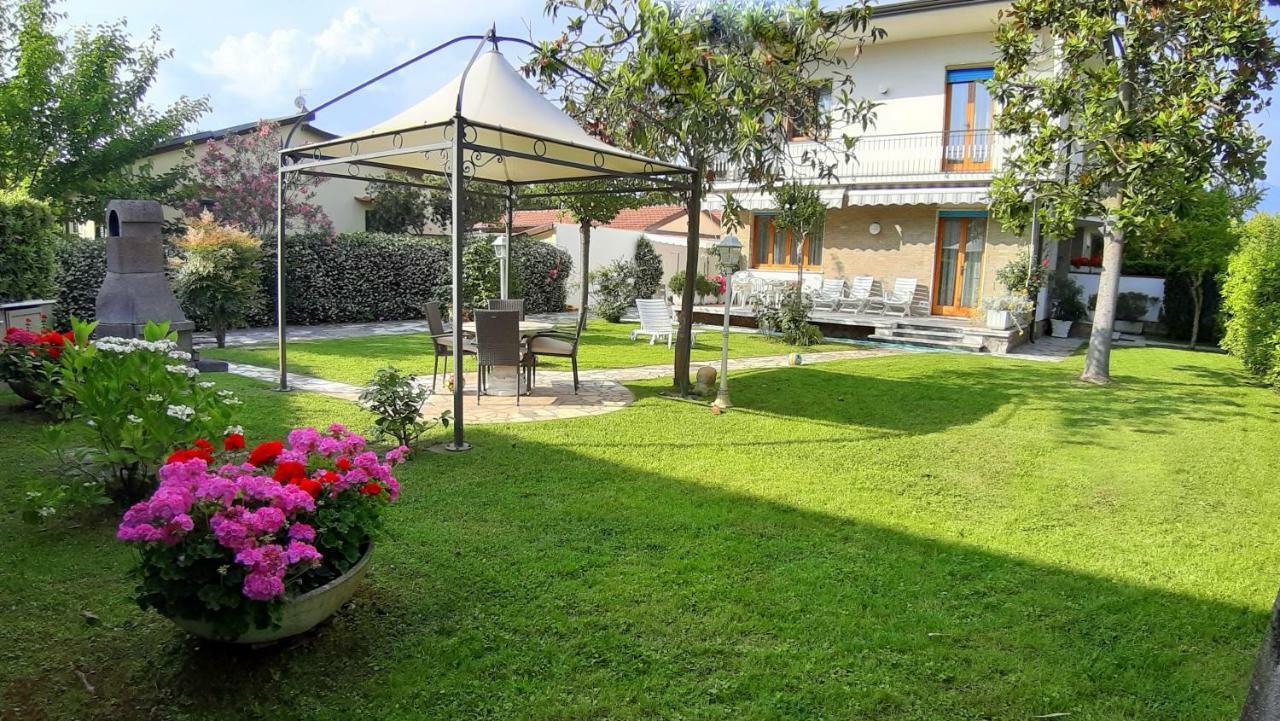Villa Alcione Forte dei Marmi Exteriör bild